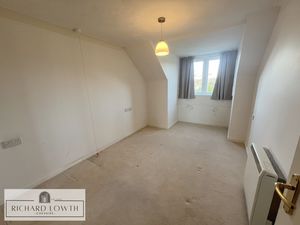 Bedroom- click for photo gallery